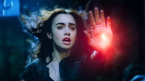 The Mortal Instruments City Of Bones 2014